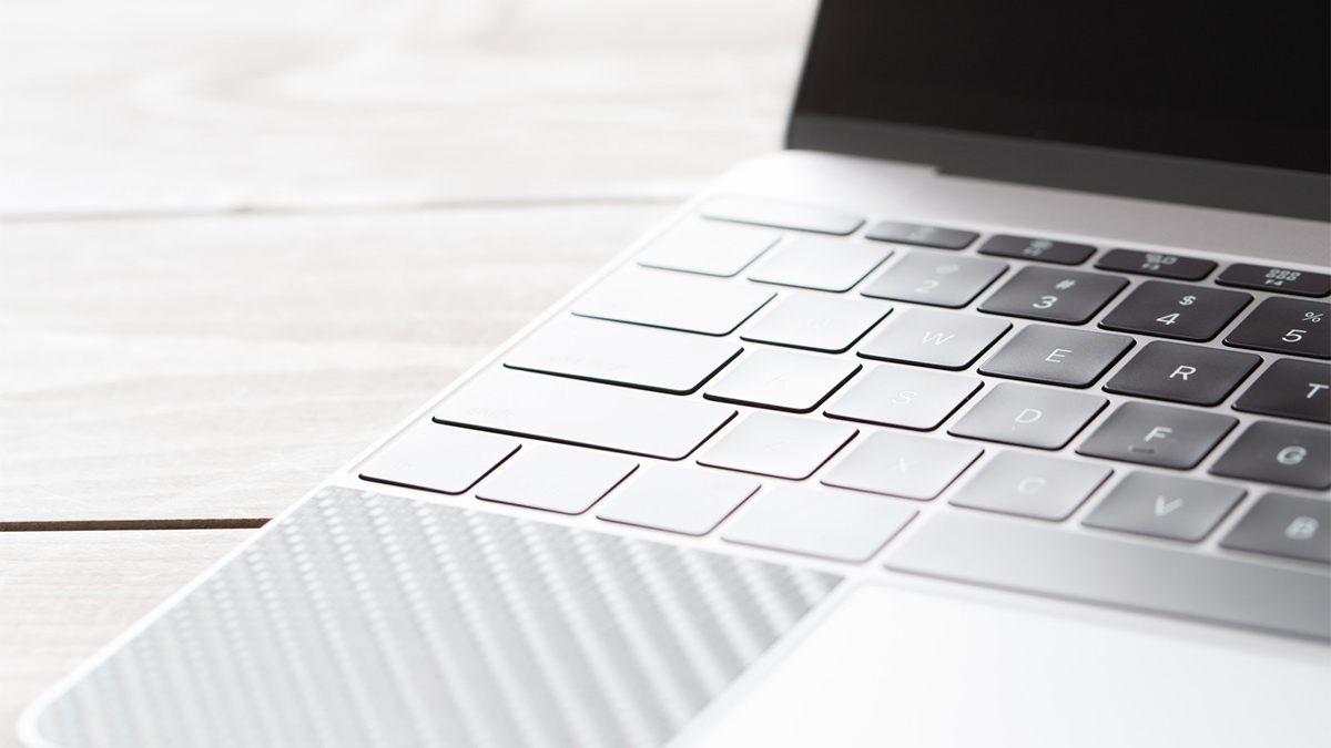 「IT担当者がいない」という理由で、ITの活用を諦めていませんか？